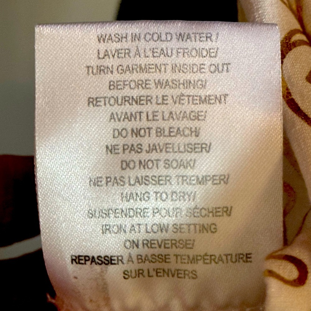 Jane and John whimsical gold designs sleeveless shirt in size Large. NWT - Picture 9 of 9